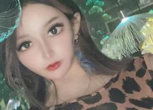 微密圈 – “将梦露veronica和婚纱撕裂，重新缝合成作品集原图”——这就是我的想法