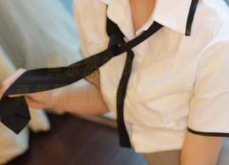模范学院 – 黄乐然的女神T台：每一张写真集原图都有故事要说！
