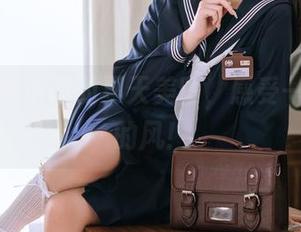 跟随樱井小莜的夏天美图，感受一把清新的风！