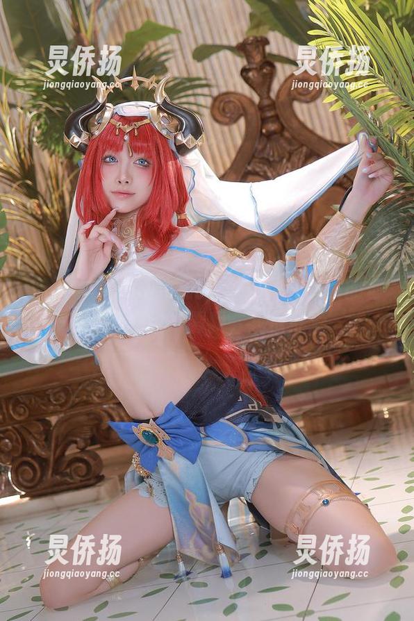 水淼aqua 潜入水淼aqua的乳牛服自拍,图包的每一张都像在说‘看我,我很可爱’。
