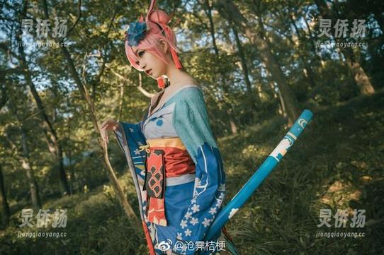 沧霁桔梗 解压沧霁桔梗的校服作品:网盘里的青春记忆