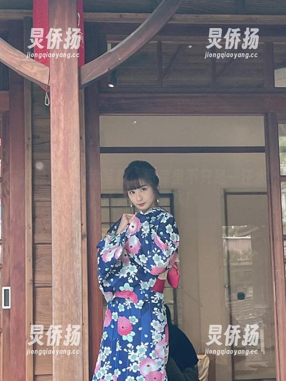 泥泥汝 泥泥汝的泳池写真:图库里不只是一汪水,还是一池春水!