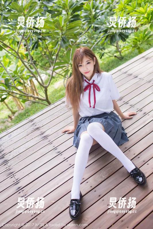 爱蜜社 - 莉莉Lily与纯白的缠绵：美图感受夏日微风