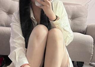 微密圈 – 这组玫桃泡芙水手服全套图，居然让我产生了奇怪的想法。