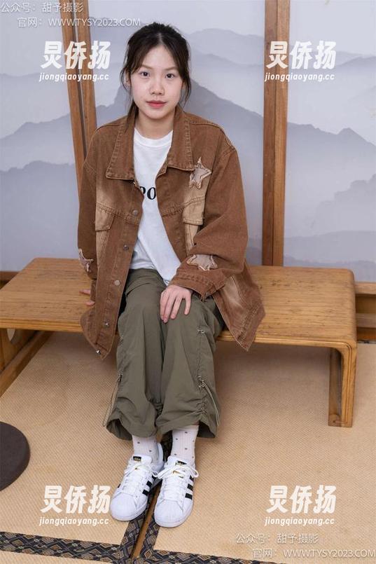 甜予摄影-思思 甜予摄影 - 看不见的精彩:思思全集写真里的秘密瞬间
