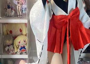 沉浸在白栎Shirly婚纱照片中，谁说婚礼无法是场冒险？