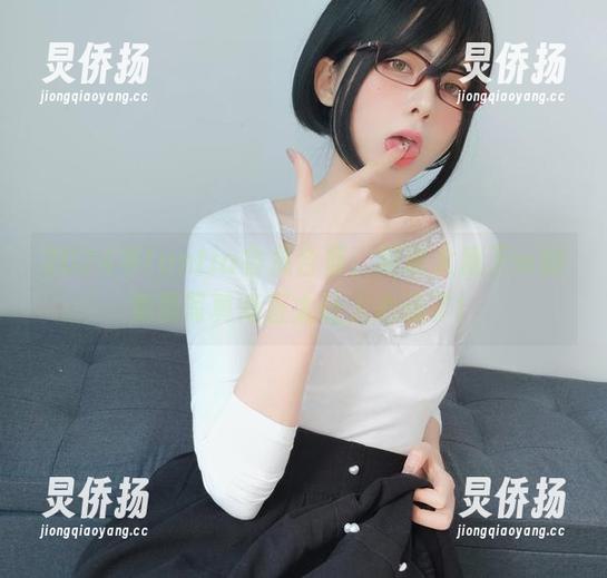 眼酱大魔王w 2024年fantia会员合集,眼酱大魔王w的免费写真简直太让人心动了!