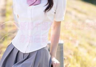 秀人网 – 最新奶牛图包：在夏诗雯Sally身边感受奶香四溢