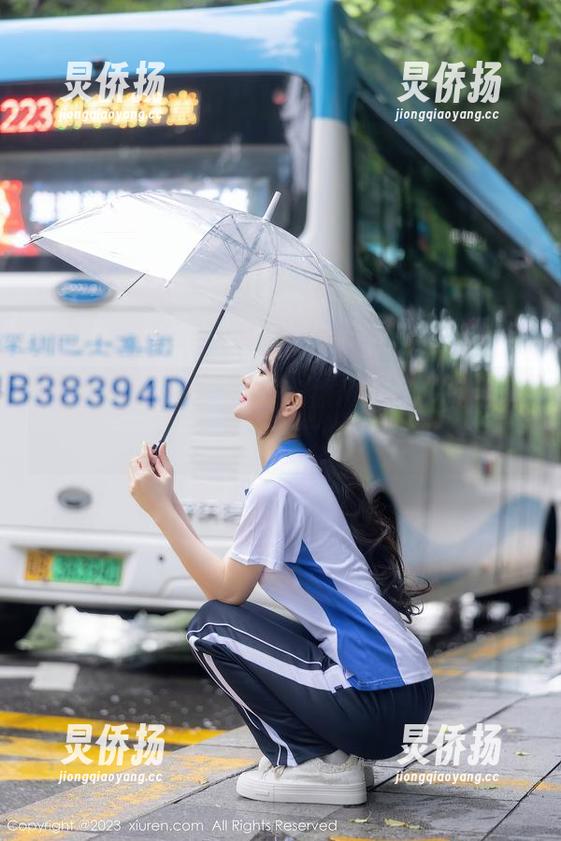 秀人网-安然Maleah 秀人网 - 再说一次,安然Maleah制服真好看!最新图库等你来围观!