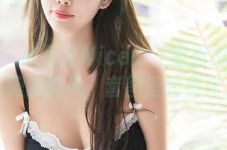 秀人网 – 张思允Nice的三亚旅拍——原图酝酿的微风，套图里的别样光影