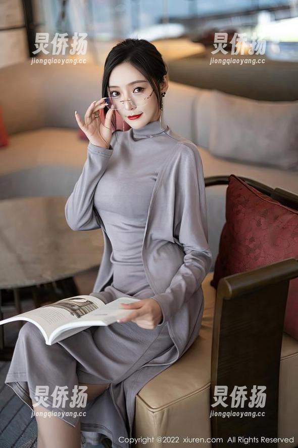 秀人网-杨晨晨Yome 秀人网 - 杨晨晨Yome穿毛衣的样子,这图包真有毒,秒杀你的心!