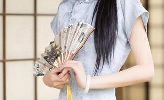 秀人网 – 看完没？王馨瑶yanni丝袜图包等着你下载，想不想来点儿刺激？