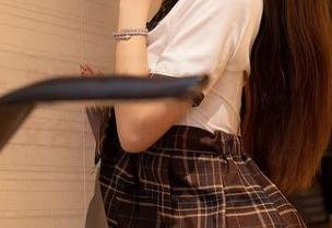 秀人网 – 发现新大陆！陈赞之白色旗袍俏皮美女合集，别说我没提醒你！