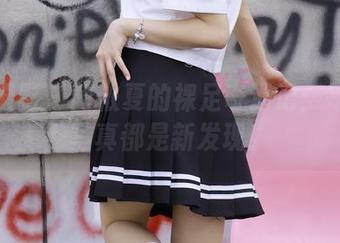 绮梦摄影 – 阿依夏的裸足奇遇记：每一张写真都是新发现！