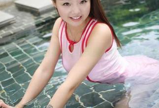 美媛馆 – 杨晓青儿白衬衫在线美图，竟然有这种穿搭脑洞