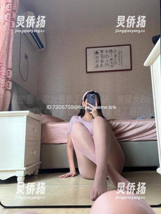 微密圈 - 黑丝连体丁+吊带袜：美邵女Baby的作品集等你下载，准备好了吗？