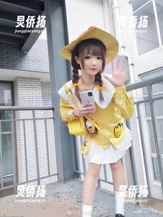 羽天shine 从白衬衫看羽天shine:每张图片背后都藏着小心机