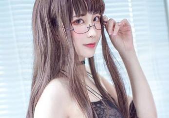 翎柒菜菜的机车凛写真，下载一看立马无法自拔！