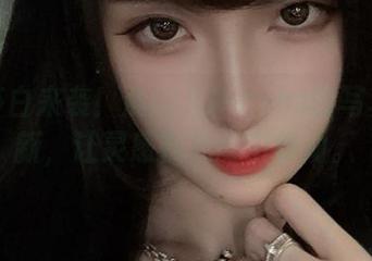 伊丽莎白来袭！腐团儿Ikaros的写真集更新，让灵感在光影中舞动。