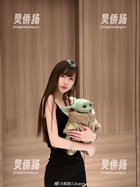 腐团儿Ikaros 暖暖的家和腐团儿Ikaros的居家写真全套:生活就该像这般悠然自得