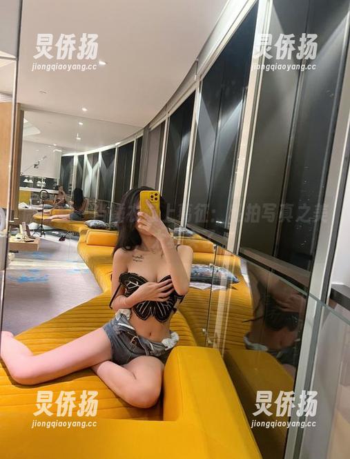 微密圈 - 当睡衣遇上葛征：私拍写真之美，太真实了