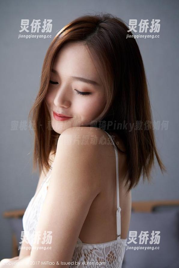 蜜桃社-佩琦Pinky 蜜桃社 - 私房瑜伽:佩琦Pinky教你如何用图片撩动心弦。