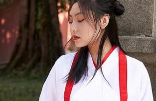 蜜桃社 – 在陌子Mandy的制服精选作品中，就像翻开一个个小秘密