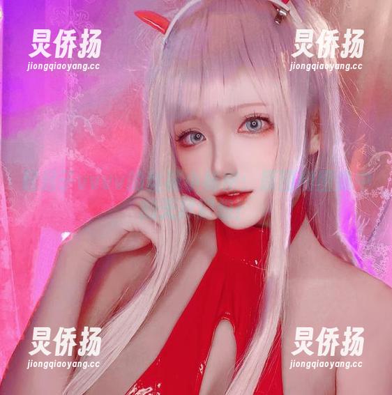 起起子vvvv 起起子vvvv的丝袜小秘密:原图和图集中的无尽遐想!