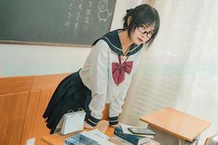 无法抗拒的诱惑——逐月Su修女的写真分享