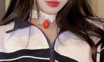 在阿九从不咕咕的写真里，胜利女神拉毗轻舞飞扬