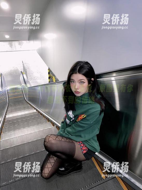 陈佩奇 微密圈 - 陈佩奇内衣私房秀,原图里有你意想不到的情绪