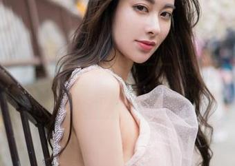 魅妍社 – 红裙下的秘密——大奶昔Kyra在线合集，真是个小迷妹的狂欢！